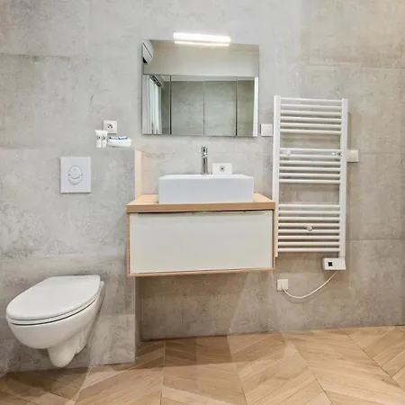 Le Castillon Apartment *