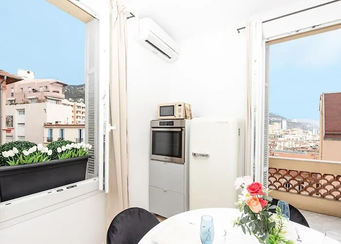 Le Castillon Apartment